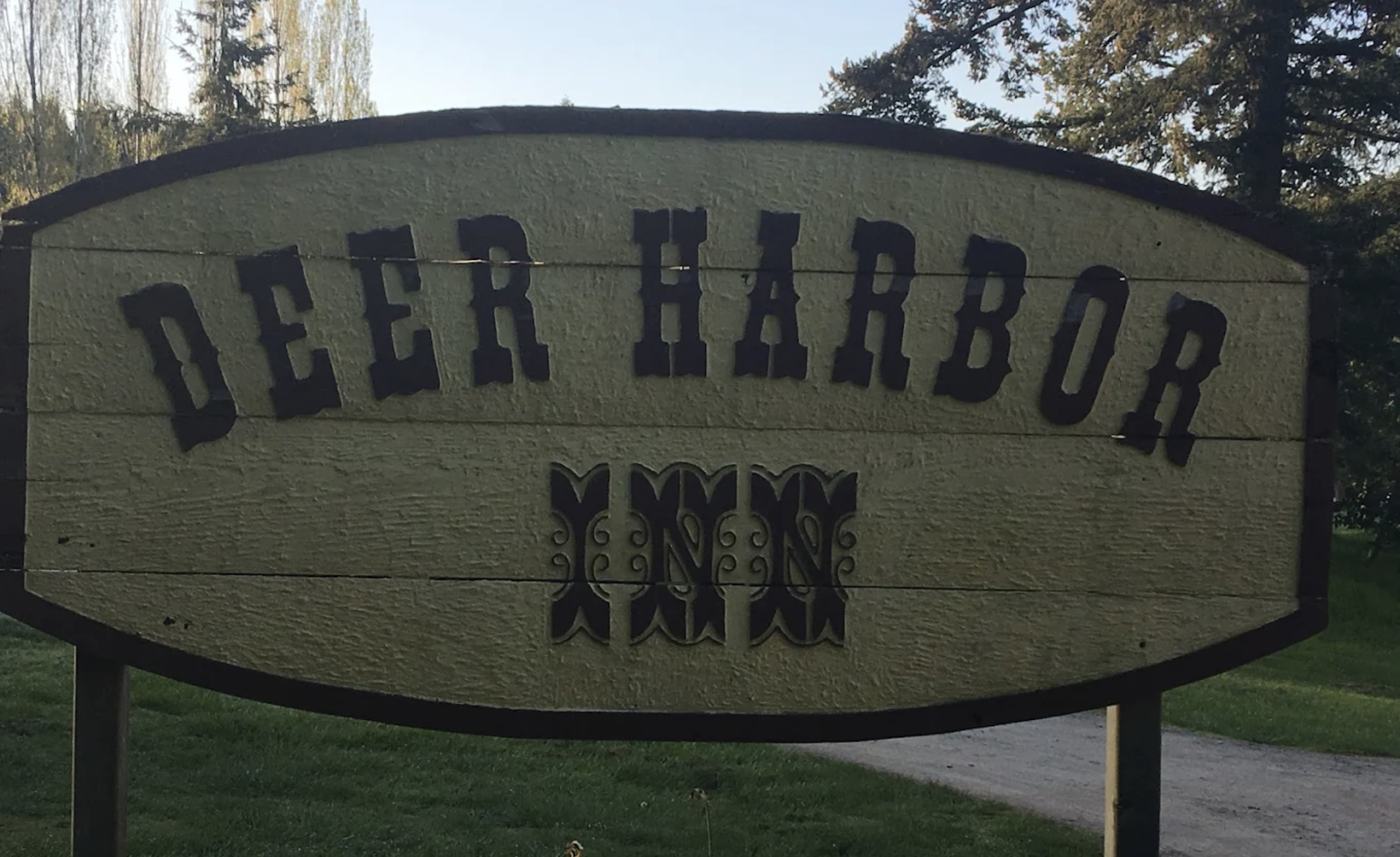 Deer Harbor Inn